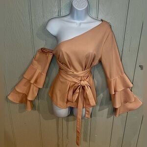 VENUS Elegant cold-Shoulder Blush Top - FINAL PRICE